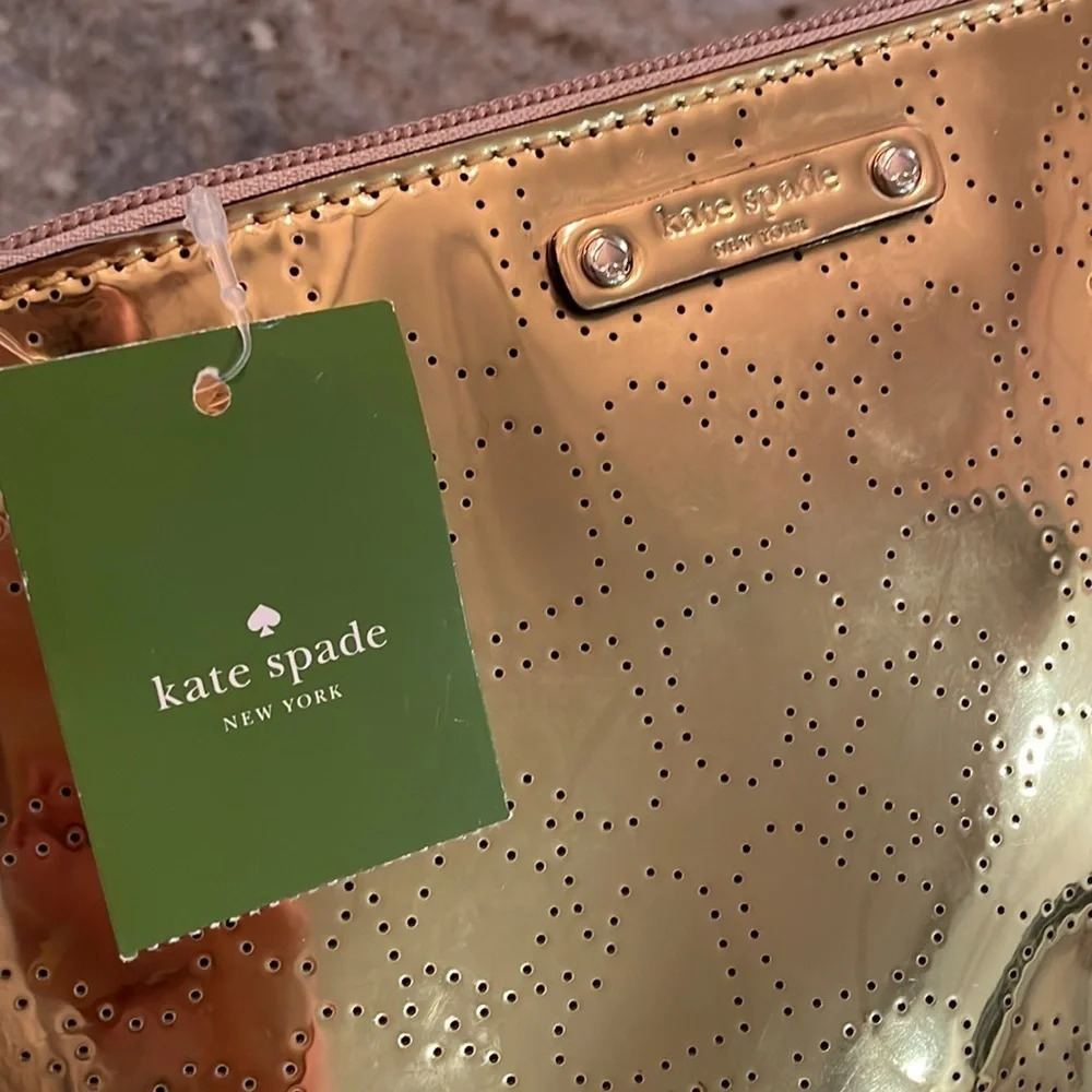 NWT Kate Spade Metro Spade Large Pouch Clutch in Gold - Picture 2 of 7